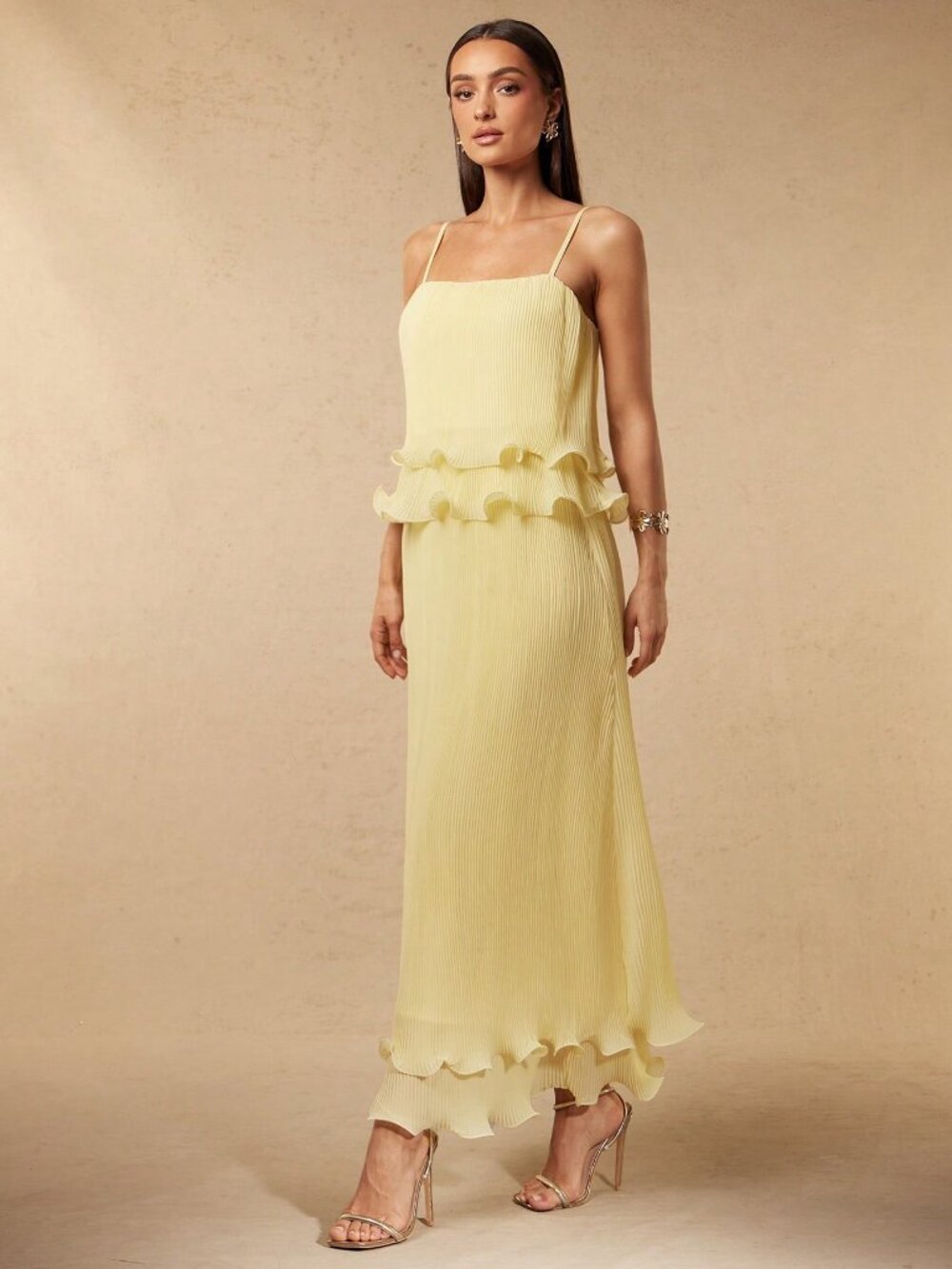 Yellow Elegant Women's Garden Party Slip pleated maxi Dress - Picture 5 of 6